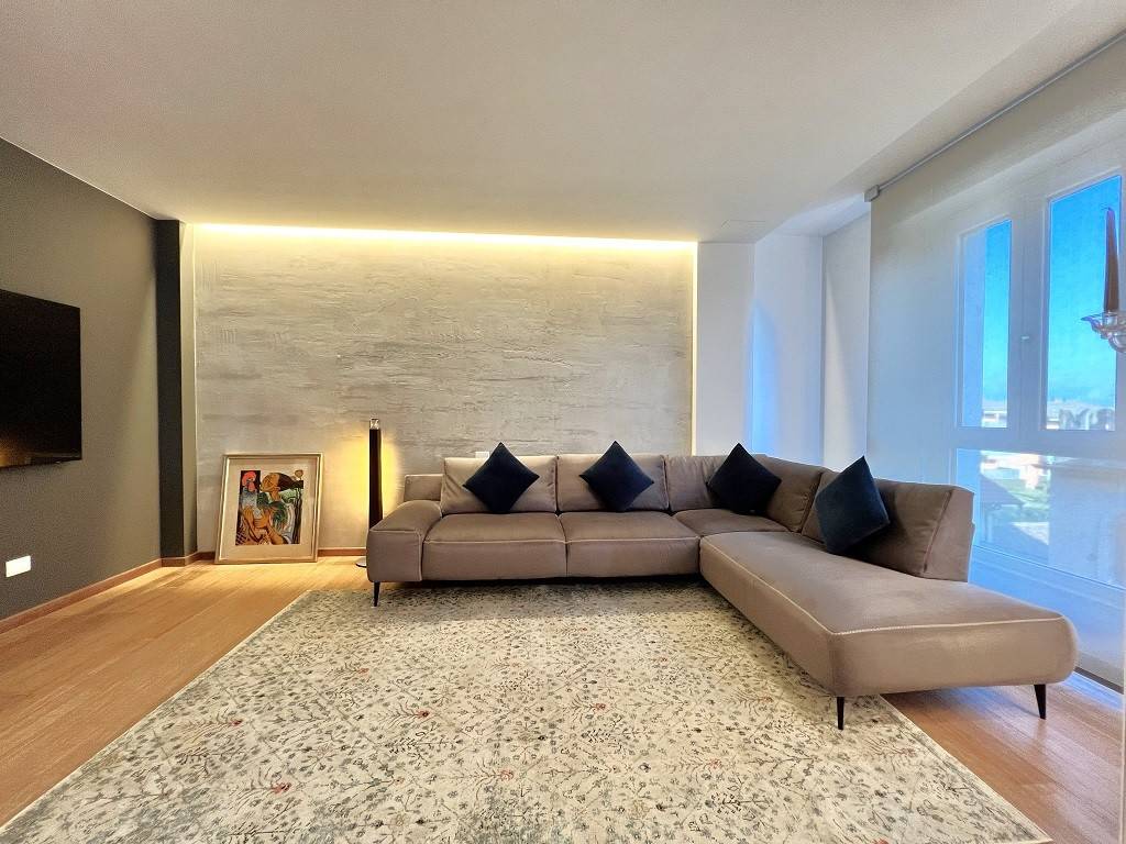 Appartamento a Peschiera del garda in Via Puccini - Foto 4