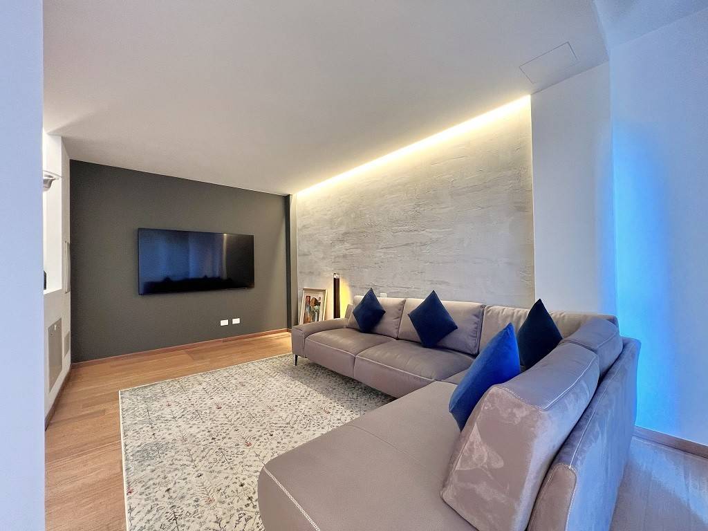 Appartamento a Peschiera del garda in Via Puccini - Foto 5