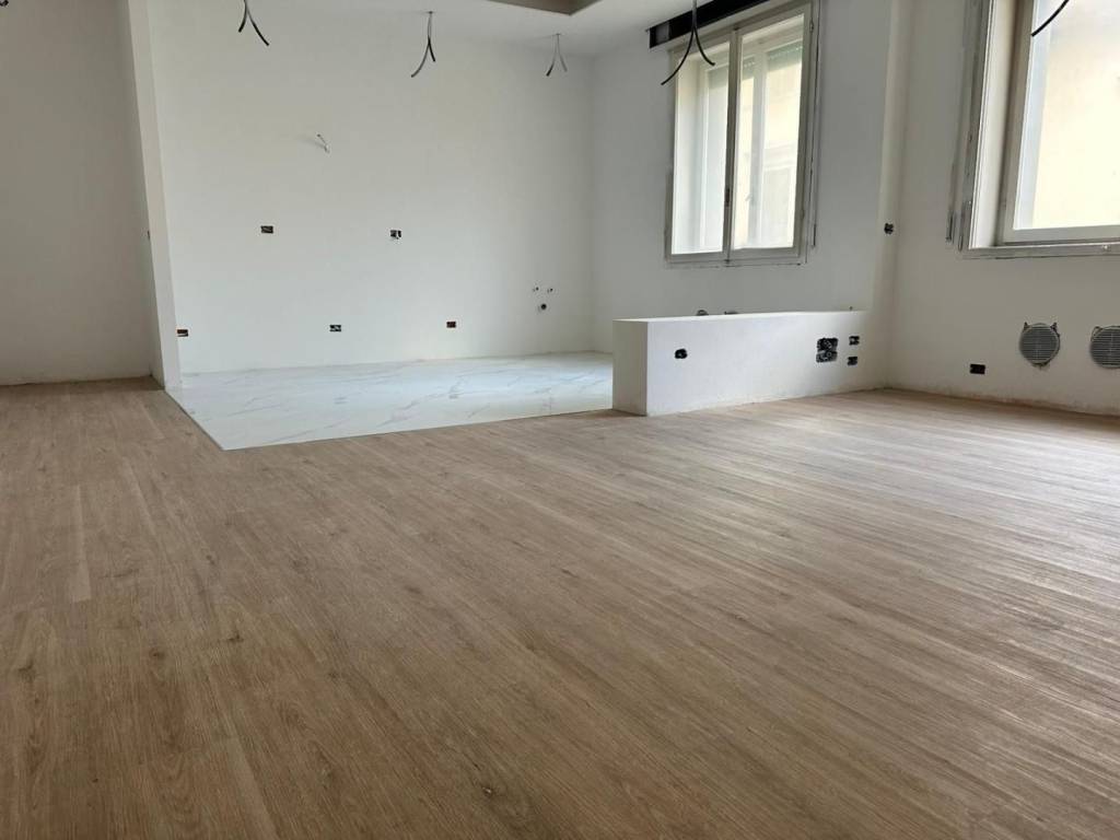 Appartamento a Livorno in Via Diomede Bonamici - Foto 5