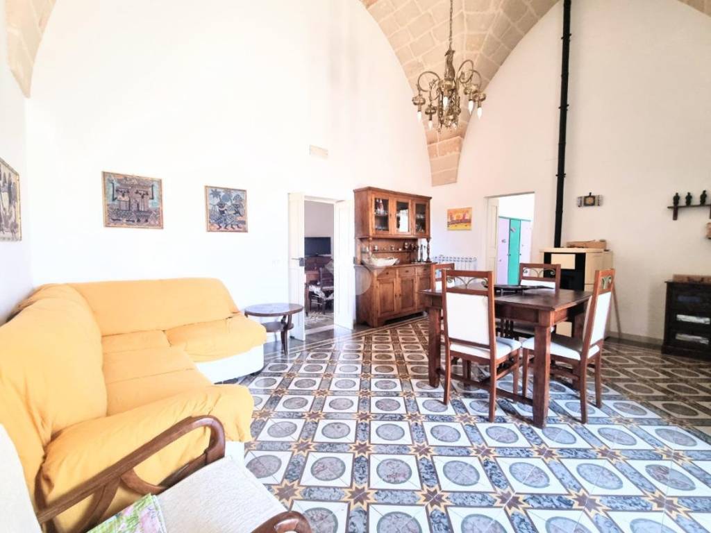 Casa indipendente a Manduria in Via cardinal matteo maria ferrara, 62 - Foto 4