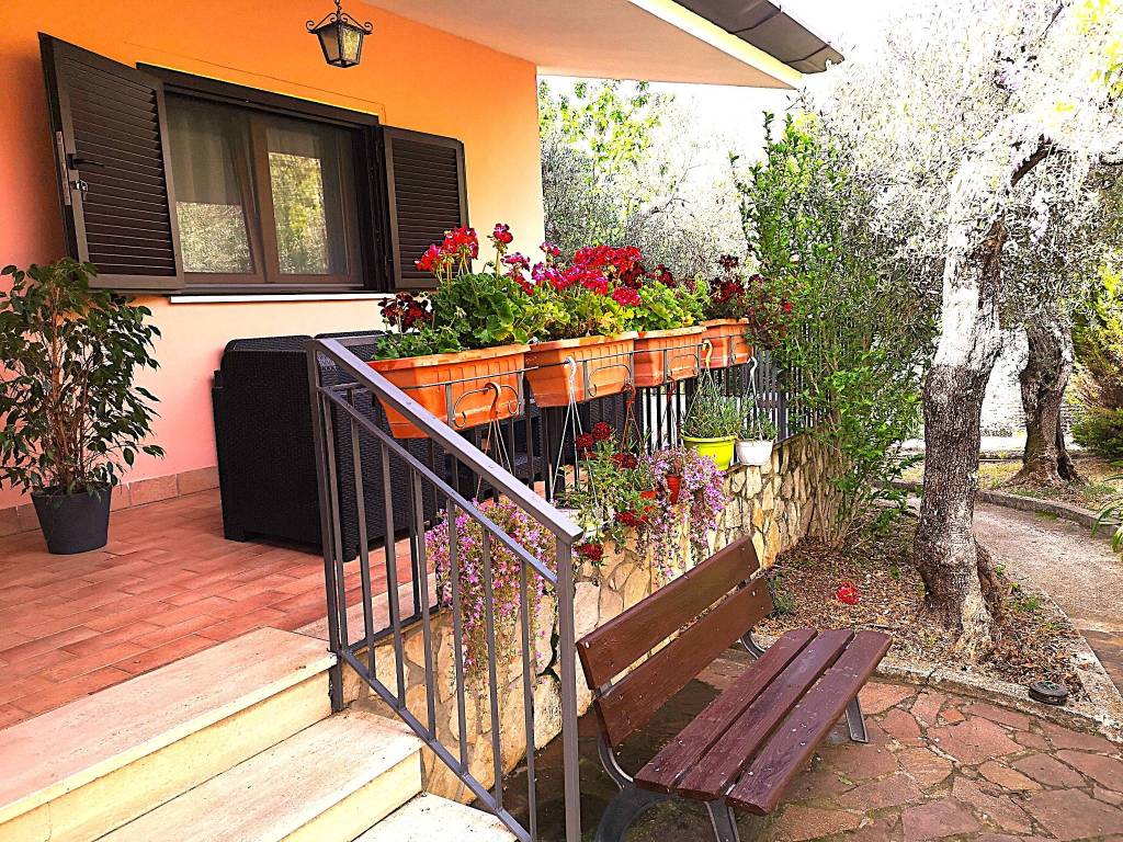 Villa a Sonnino in Via Valle Castagna, 19 - Foto 4