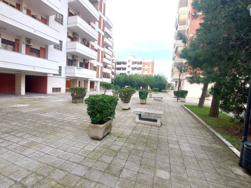 Appartamento a Foggia in Via Martiri di Via Fani, 304 - Foto 2