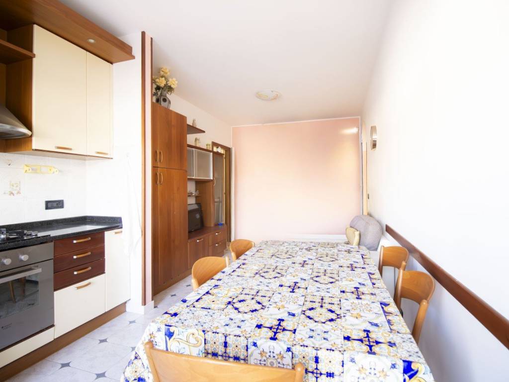 Appartamento a Alba adriatica in Via Cortina, 8 - Foto 4