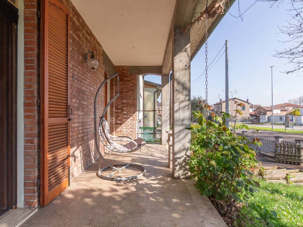 Villa a Lugo in Via 12 Aprile, 16 - Foto 2