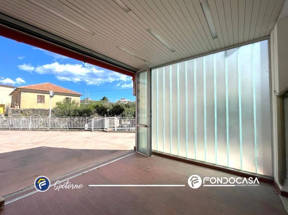 Villa a Spotorno in Via Giuseppe Verdi - Foto 2