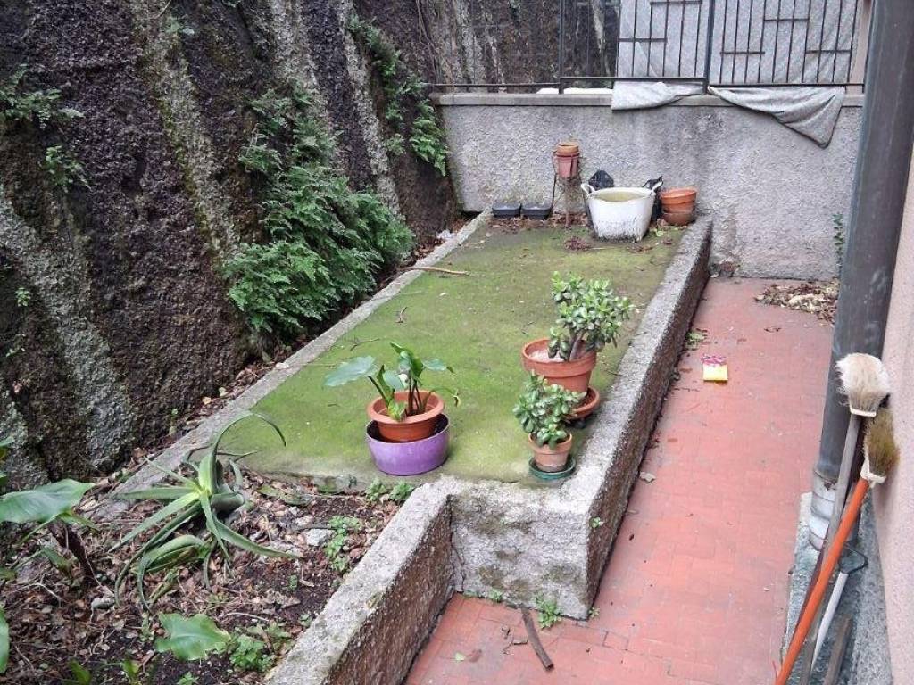 Appartamento a Genova in Via Bari, 40 - Foto 2
