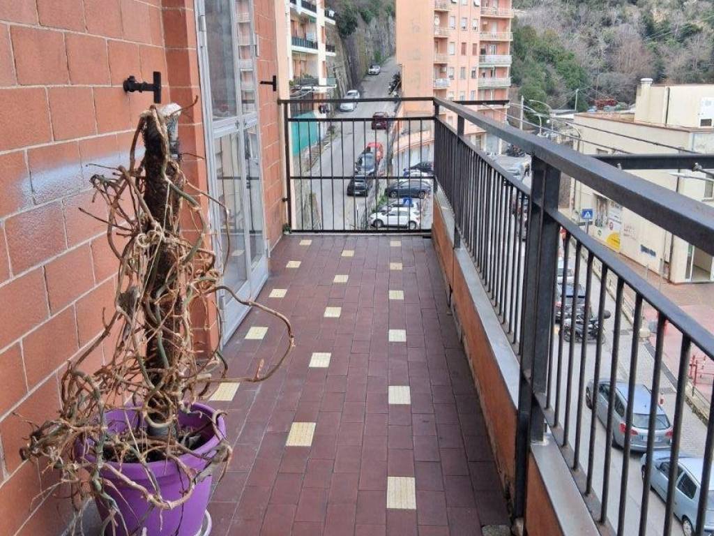 Appartamento a Genova in Via Bari, 40 - Foto 3