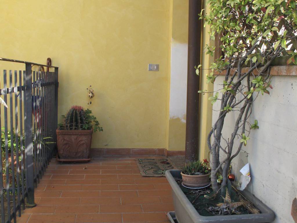 Appartamento a Carmignano in Via Carlo Levi - Foto 2