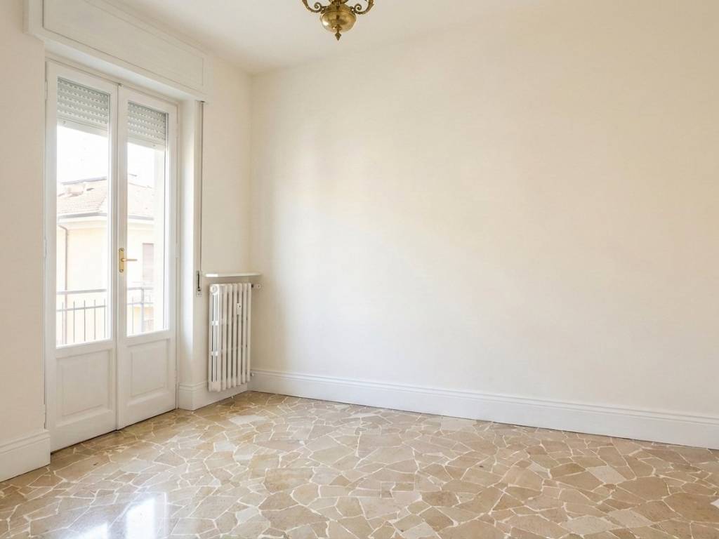 Appartamento a Varese in Via Parenzo - Foto 2