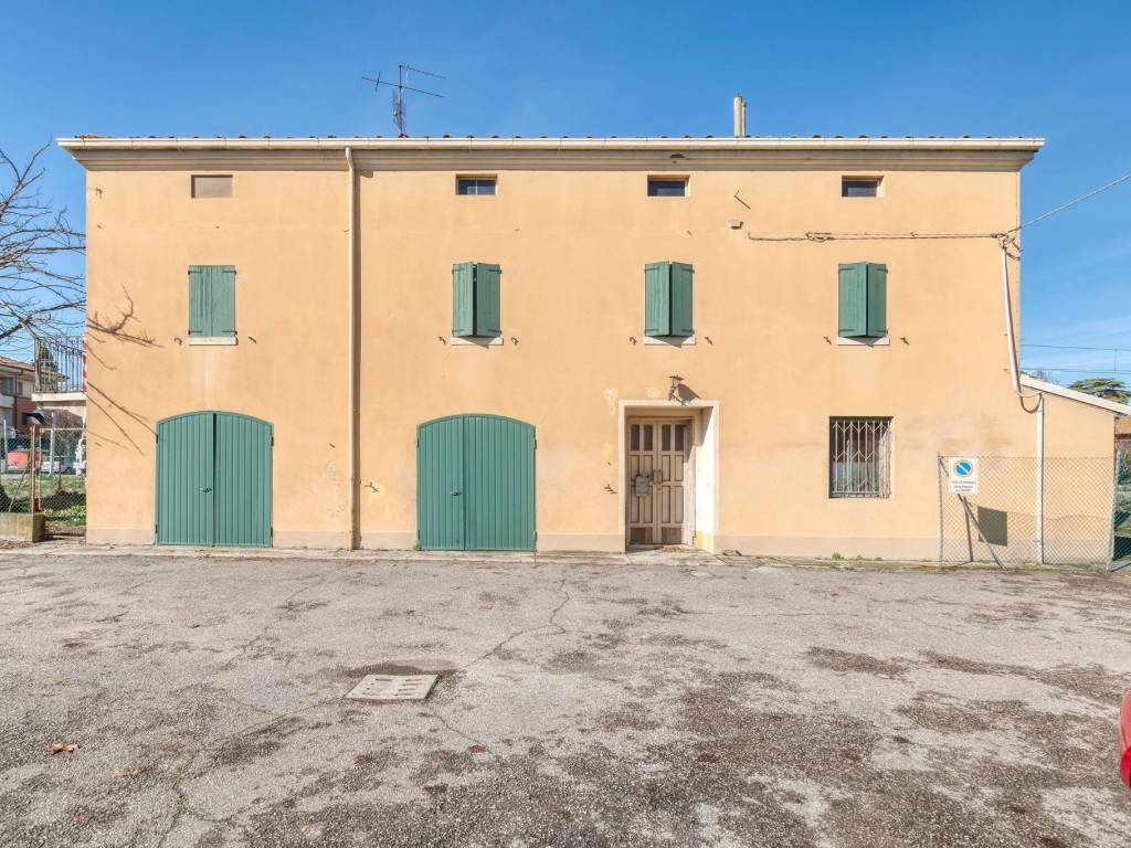 Villa a Budrio in Via Martiri Antifascisti, 87 - Foto 4