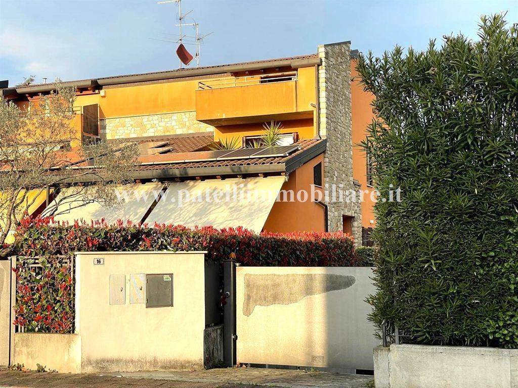 Villa a Treviolo in VIA TRIESTE, 16 - Foto 2