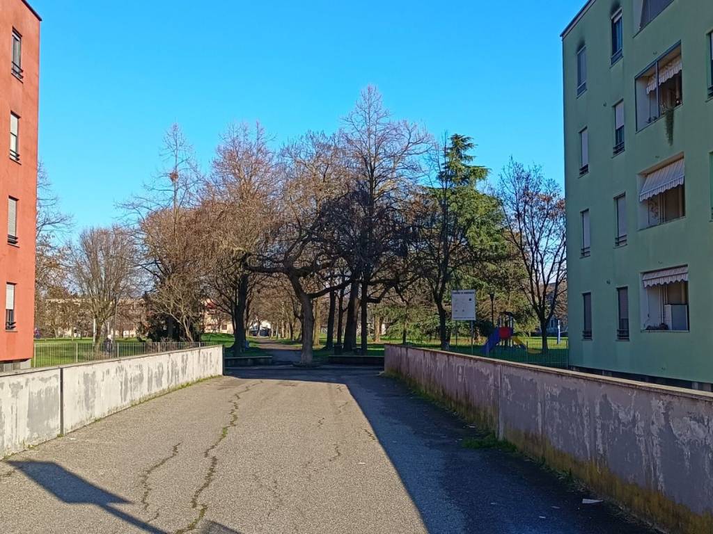 Appartamento a Bareggio in Via 1 Maggio, 10 - Foto 3