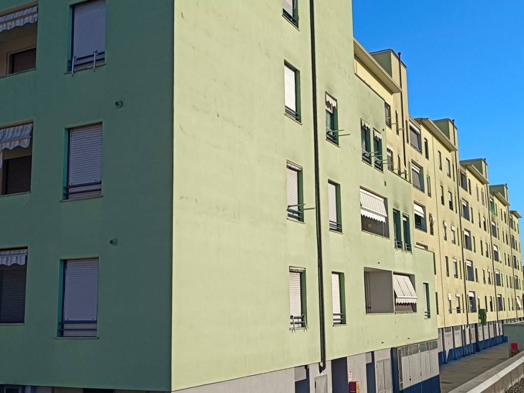Appartamento a Bareggio in Via 1 Maggio, 10 - Foto 5