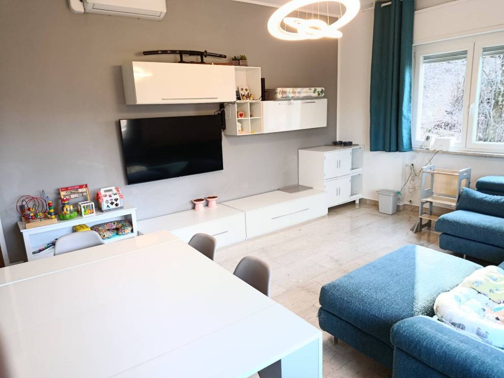 Appartamento a Bizzarone in Via Milano - Foto 4