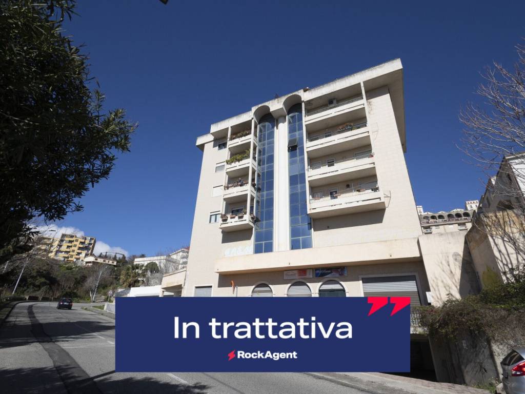 Box / garage a Catanzaro in Viale dei Bizantini, 75 - Foto 2