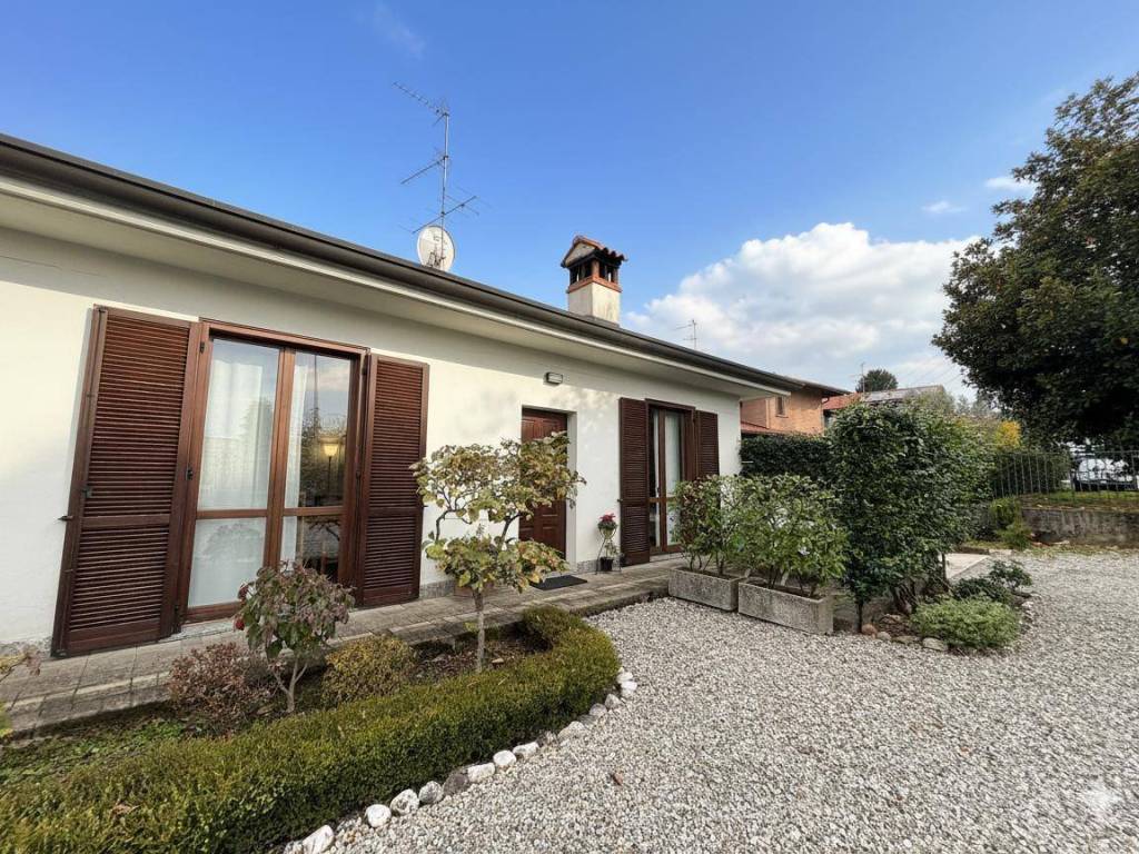 Villa a Arosio in Via Monte Rosa, 3 - Foto 2