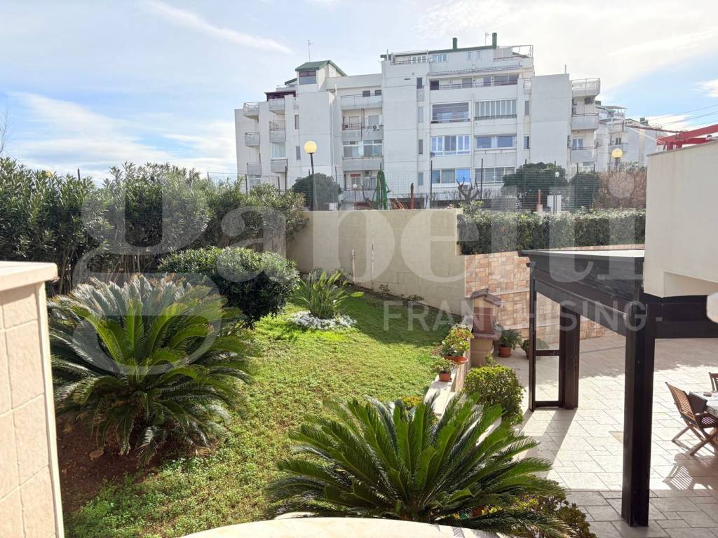 Appartamento a Bari in strada scizze trav. 3, 25 - Foto 5