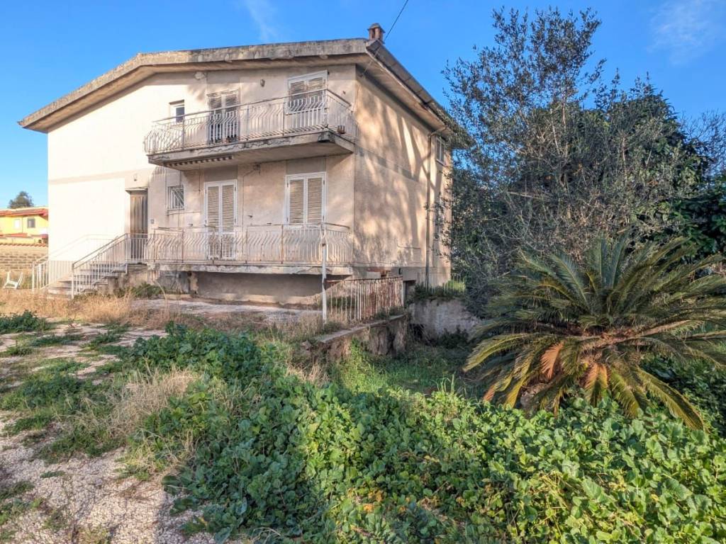 Villa a Anzio in Via delle Cinque Giornate - Foto 3