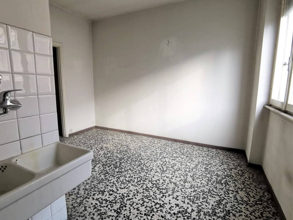 Appartamento a Como in Via Pellegrino Tibaldi - Foto 4