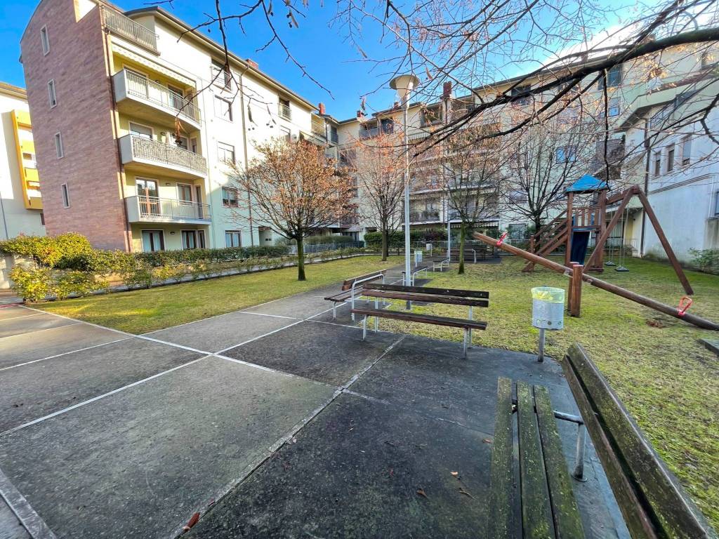 Appartamento a Verona in Via Isola d'Elba - Foto 3