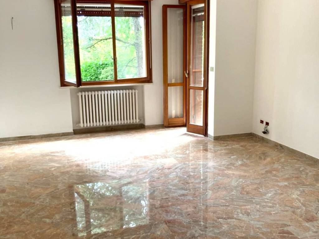 Appartamento a Ferrara in Viale 17 Novembre - Foto 2