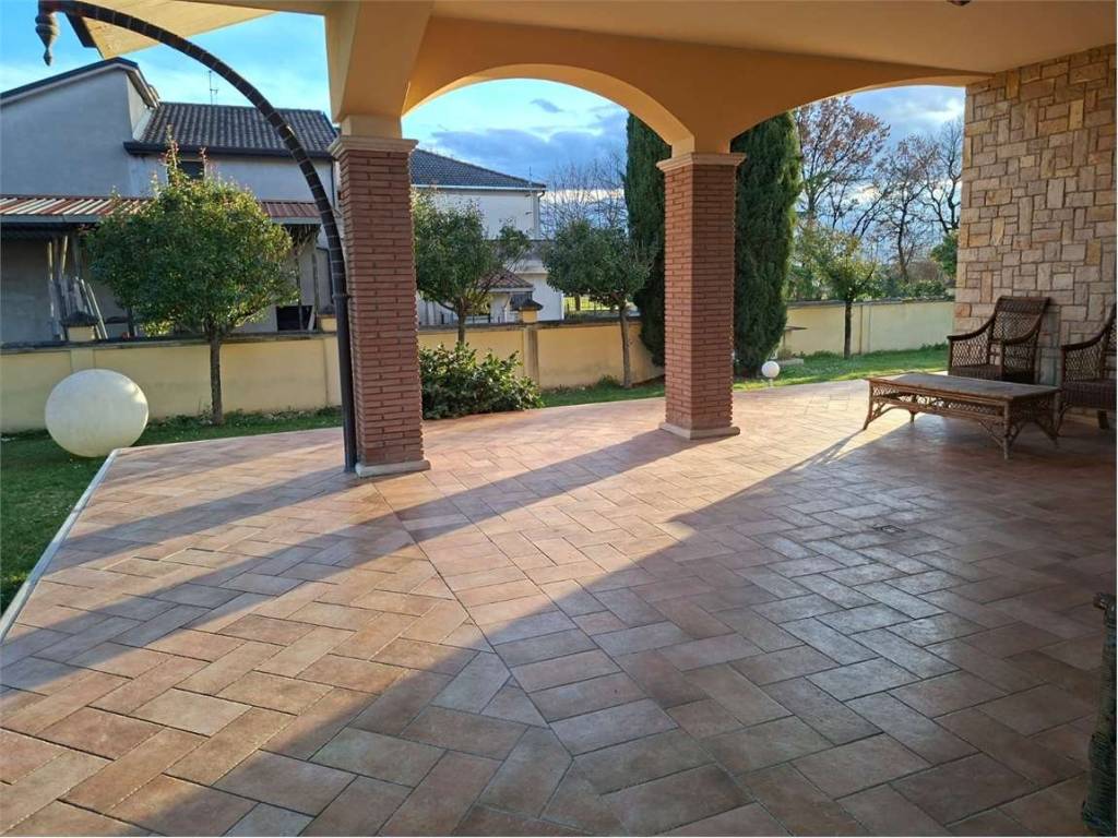 Villa a Alatri in via Montelena, snc - Foto 2