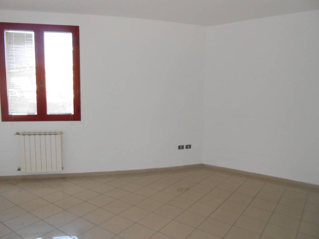 Appartamento a Polesella in Via Dante Alighieri - Foto 4