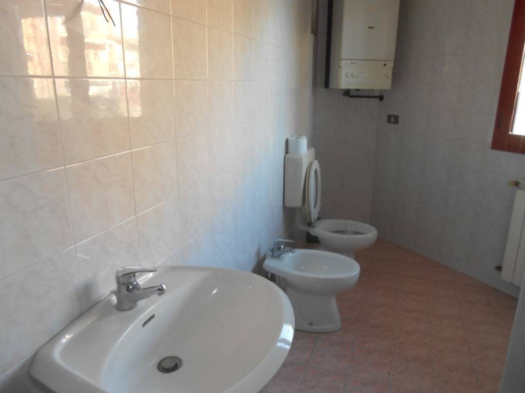 Appartamento a Polesella in Via Dante Alighieri - Foto 5