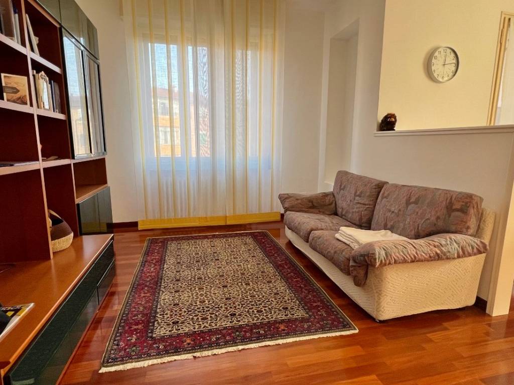 Appartamento a Vicenza in Via Legione Antonini - Foto 2