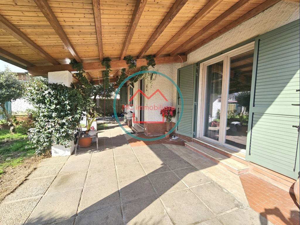 Villa a Massa e cozzile in Via Bruceto - Foto 3