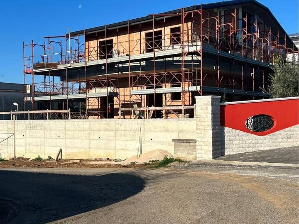 Appartamento a Aprilia in Via Pasubio - Foto 2
