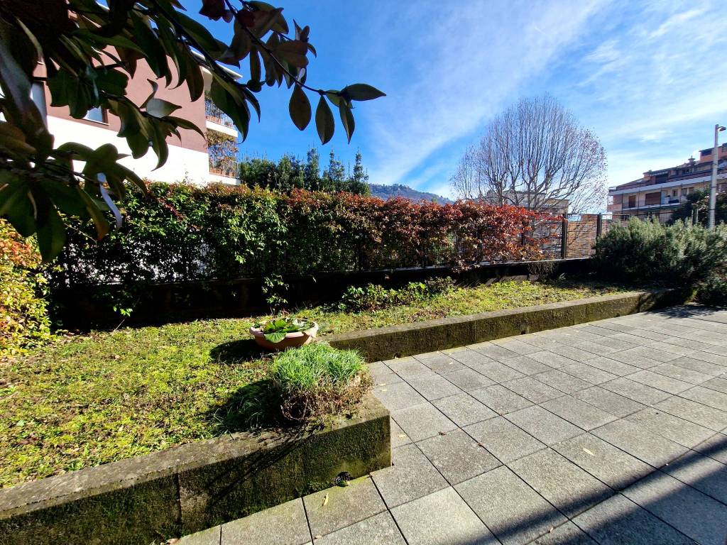 Appartamento a Como in Via Leonardo Da Vinci - Foto 4