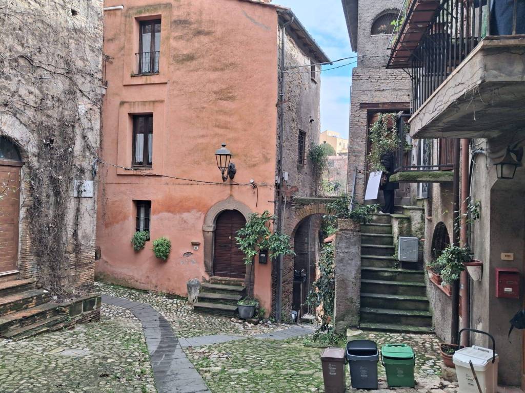 Appartamento a Capena in Via Galileo Galilei - Foto 2