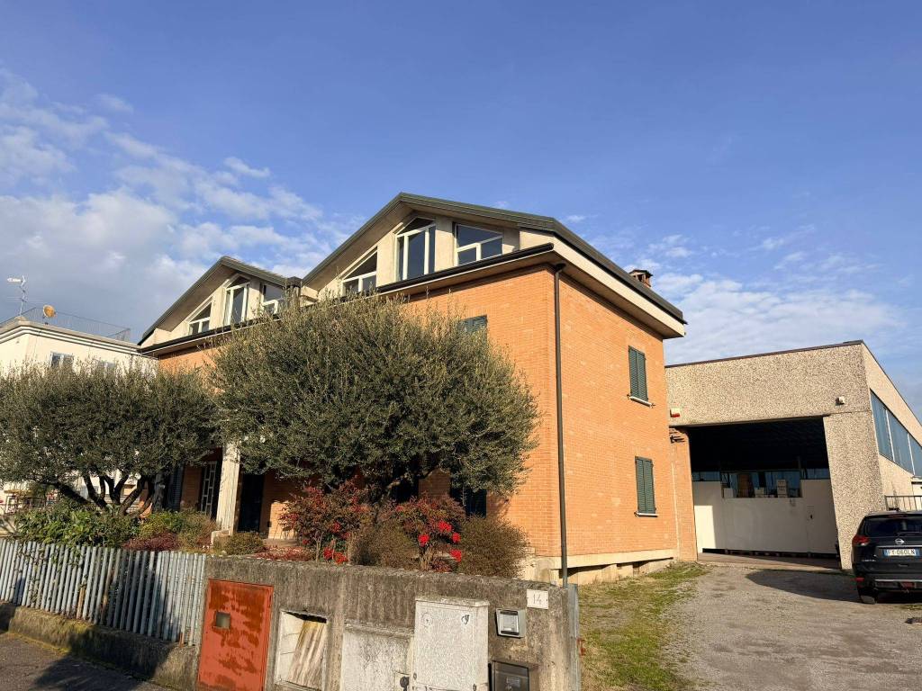 Villa a Castelcovati in Via degli Artigiani, 16 - Foto 2
