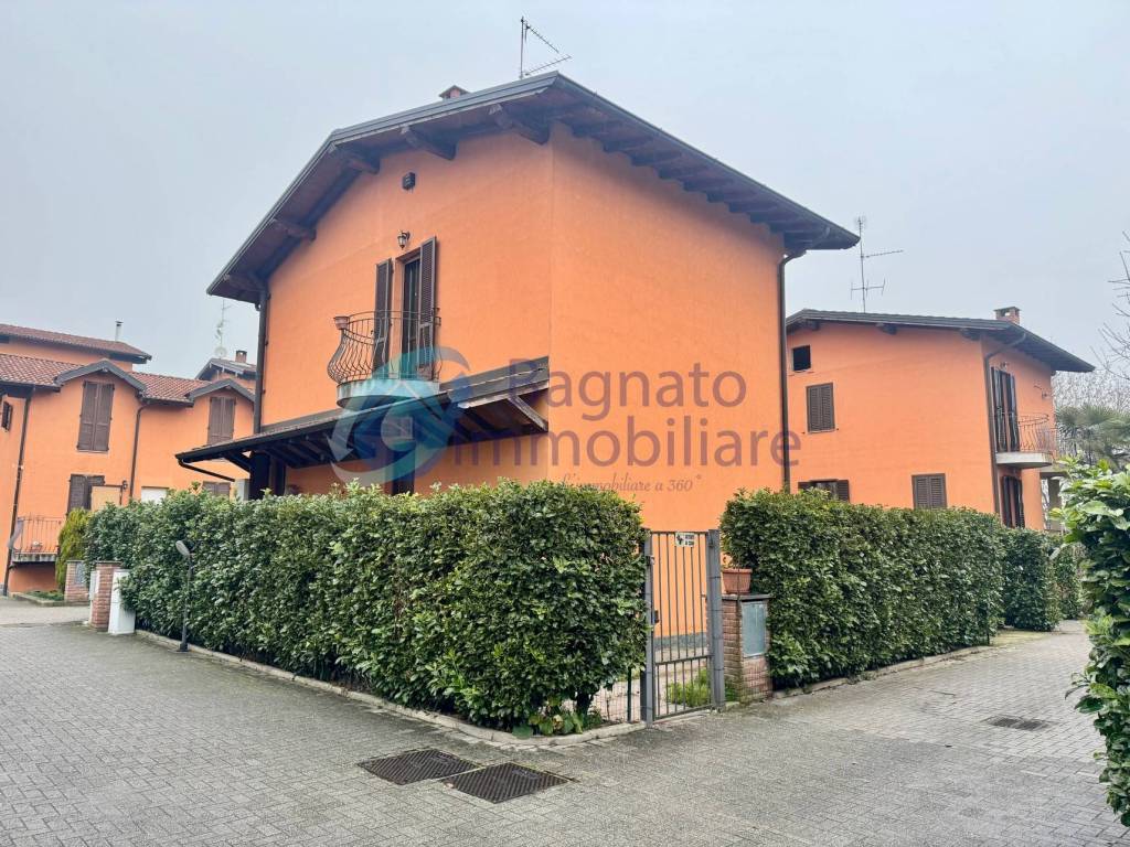 Villa a Romentino in Via Galliate - Foto 2