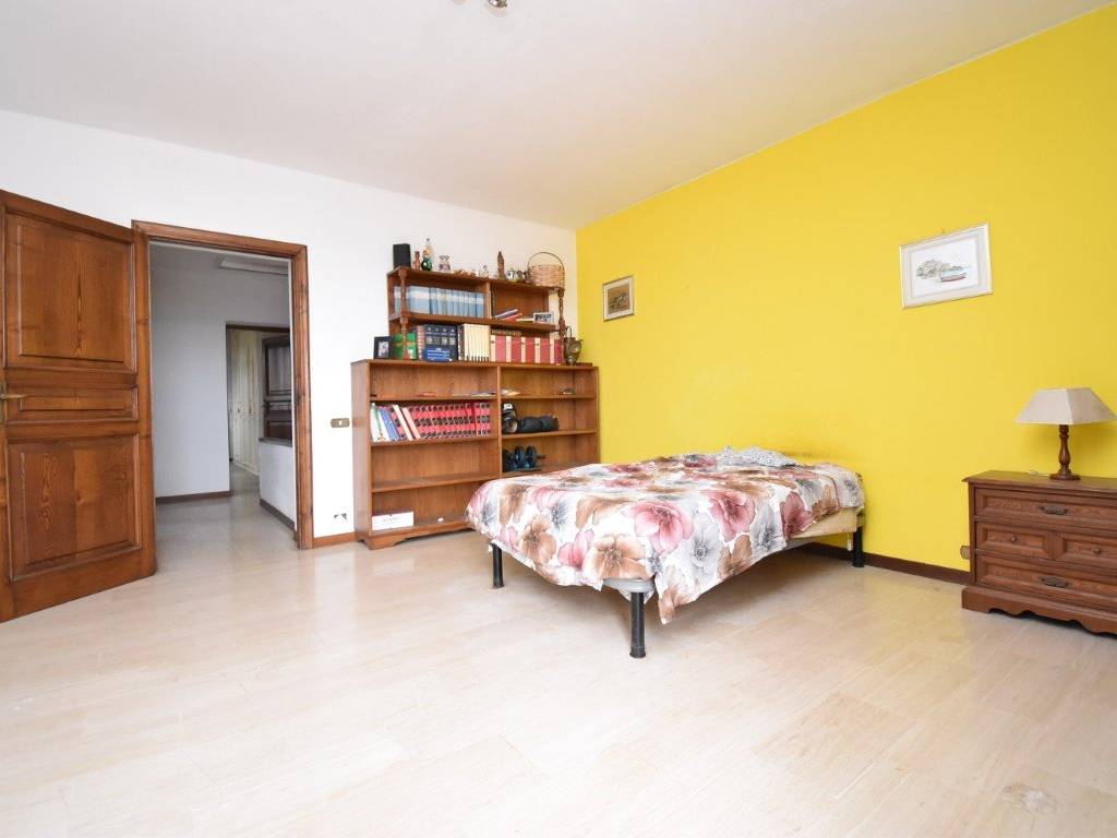 Villa a Seravezza in Via Ranocchiaia - Foto 2