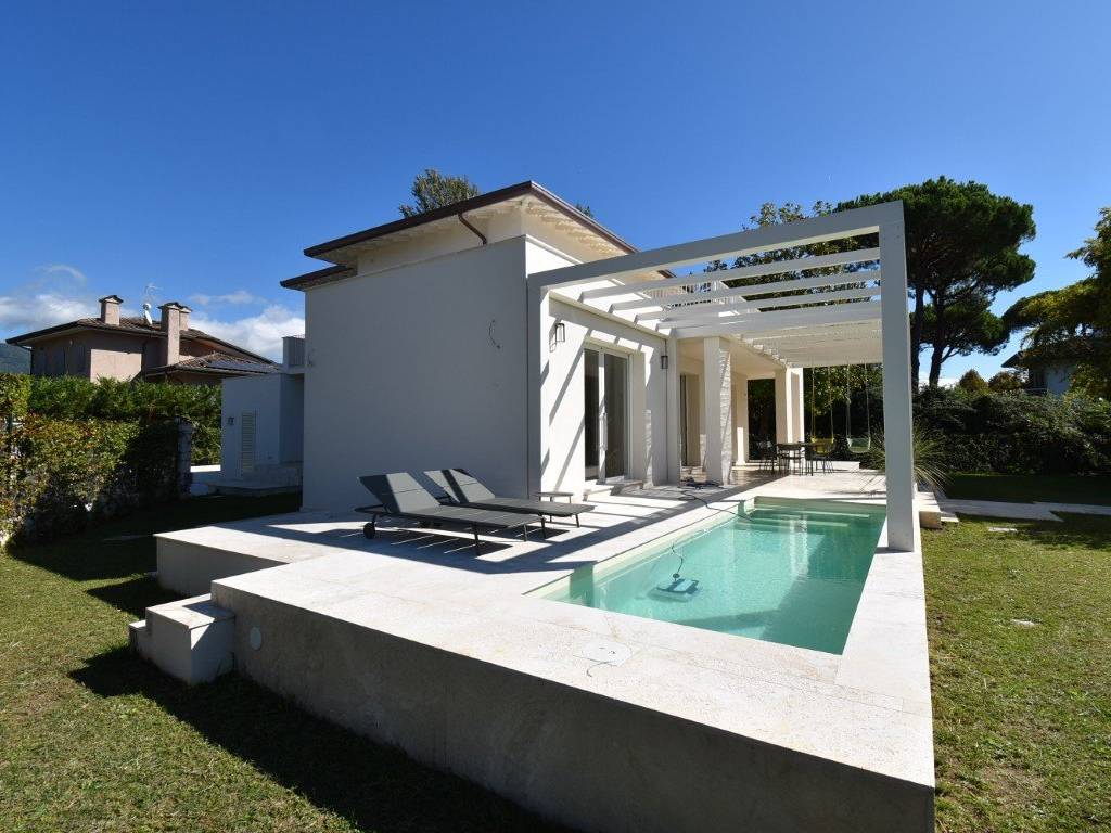 Villa a Forte dei marmi in Via Donatello, 10 - Foto 4