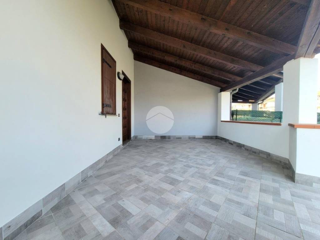 Villa a Castelnuovo del garda in Via diaz, 48 - Foto 4