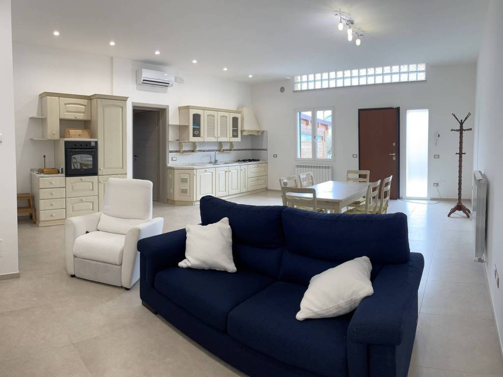 Appartamento a Martinsicuro in Via Trieste - Foto 2