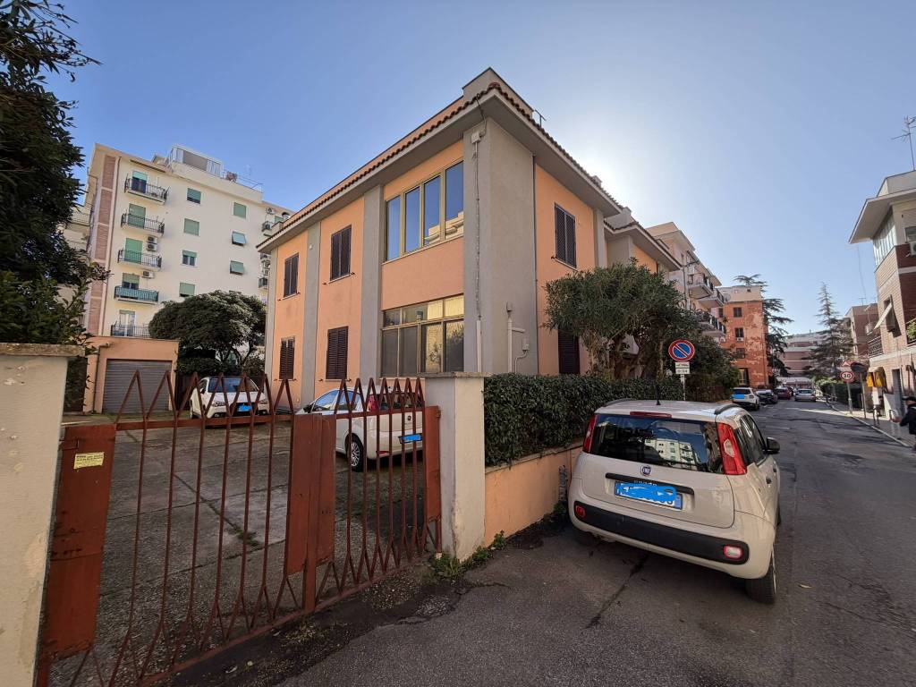 Appartamento a Civitavecchia in Via Cavalieri di Malta - Foto 5