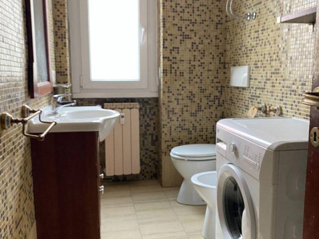 Appartamento a Novara in Viale Giulio Cesare - Foto 5