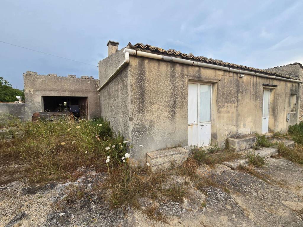 Rustico / casale a Noto in contrada mezzo gregorio, snc - Foto 3