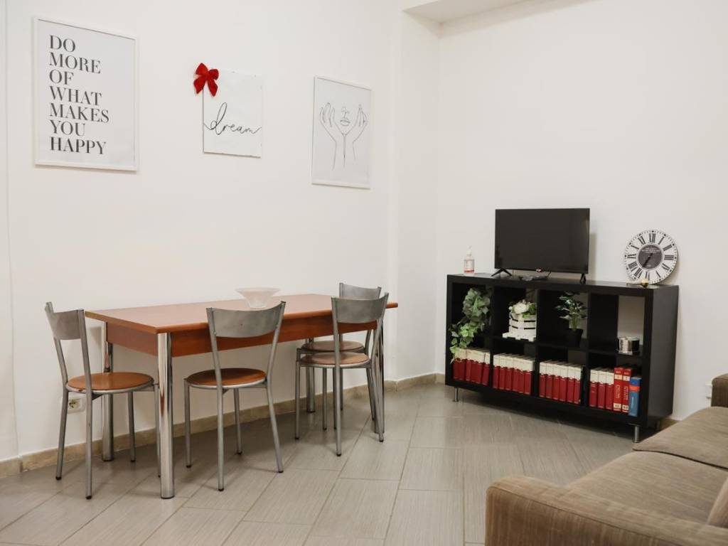 Appartamento a Napoli in Via Casanova, 45 - Foto 2