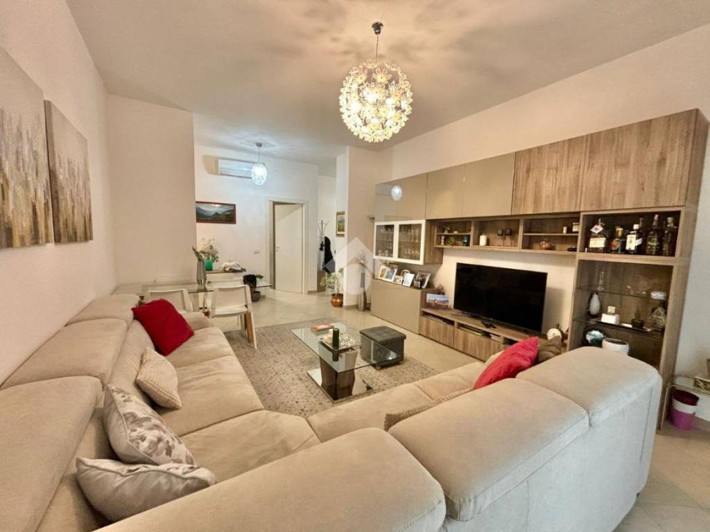 Appartamento a Novara in Strada Gilardengo, 8 - Foto 2