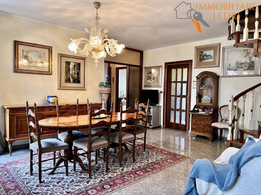 Appartamento a Verona in Via Belvedere - Foto 3
