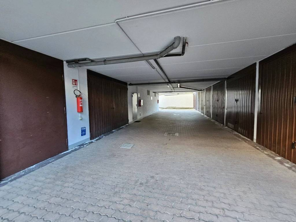 Box / garage a Senago in Via Verona, 11 - Foto 5