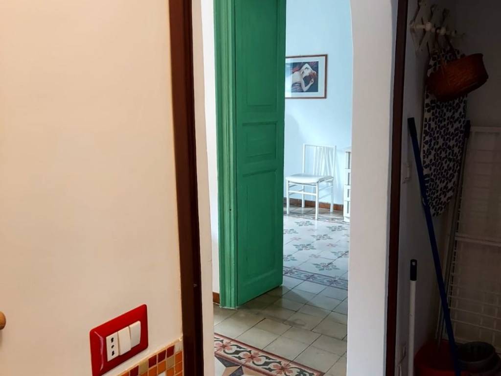 Appartamento a Caltanissetta in Viale Conte Testasecca, 75 - Foto 2