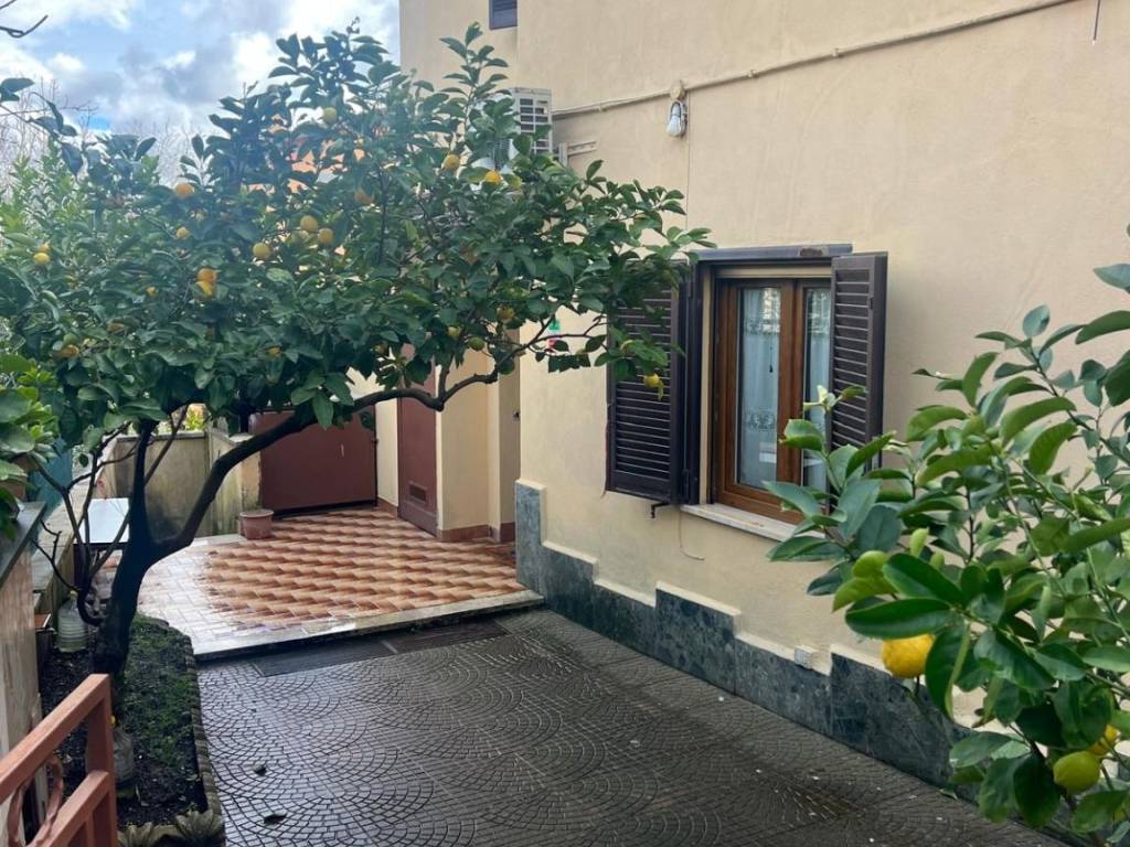 Appartamento a Ariccia in Via Longarina - Foto 3