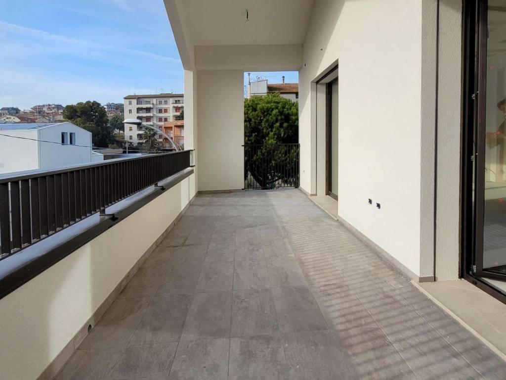 Appartamento a San benedetto del tronto in Via L. Settembrini, 5 - Foto 3