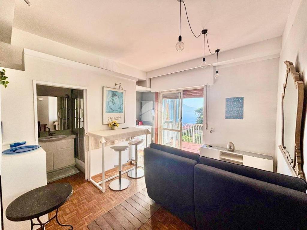 Appartamento a Napoli in Via Posillipo, 168 - Foto 2